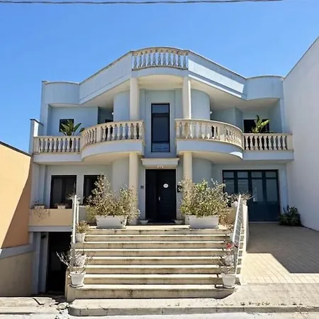 Palazzo La Perla By Salento Affitti Villa *